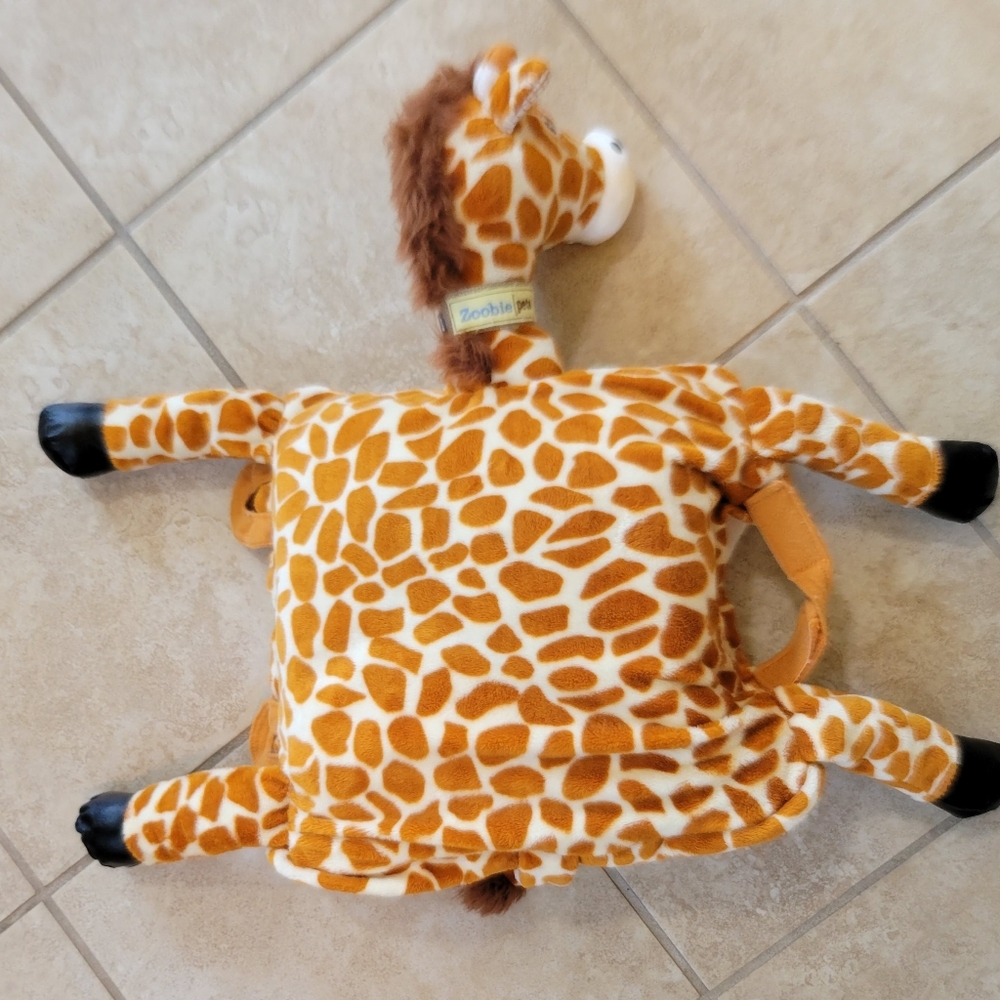 2010 zubies pets jafaru the giraffe blanket pillow toy
